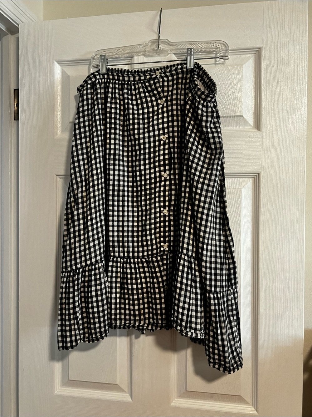Old Navy Black & White Gingham High-Low Button Skirt